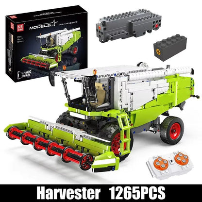 Mould King 17014 RC Harvester